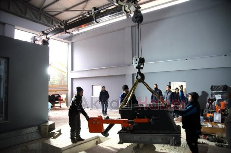 Keremali HES te türbin montajı başladı 