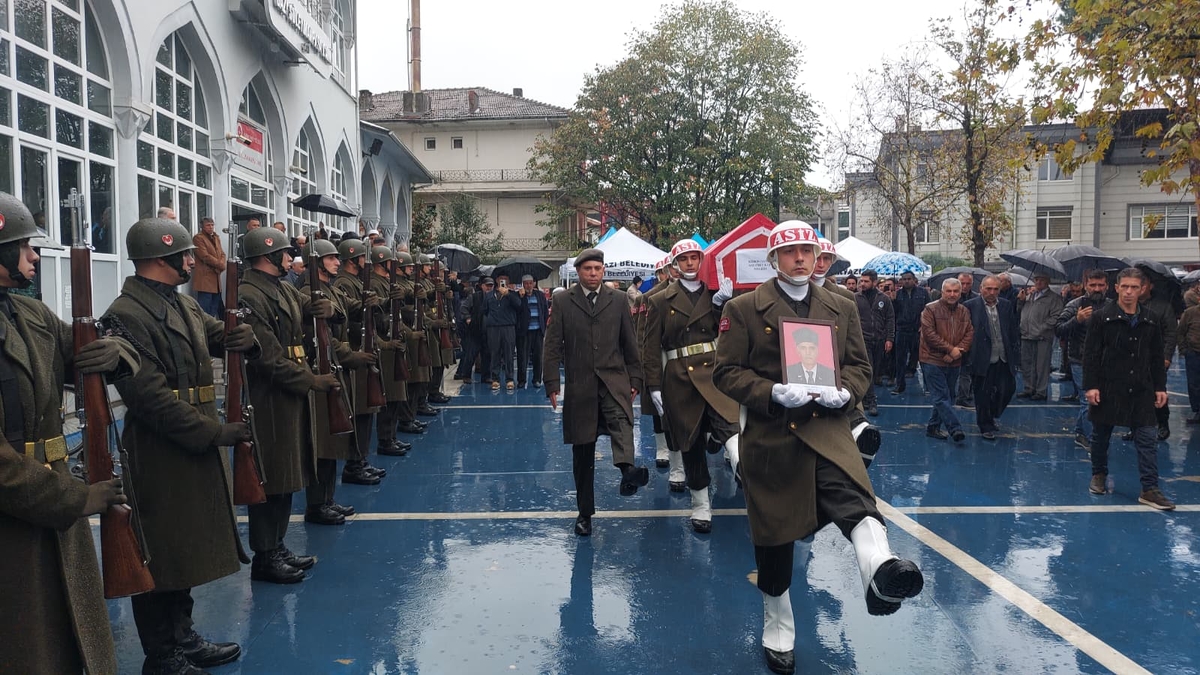 Kıbrıs Gazisi'ne son görev