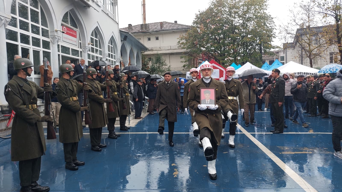 Kıbrıs Gazisi'ne son görev