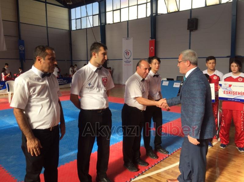Kick Boksçular  Akyazı’da Madalya Aradı 