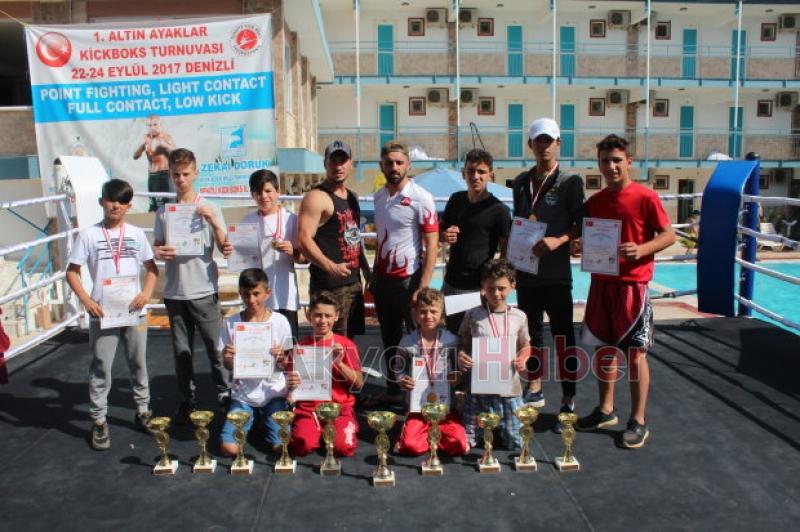 KickBoksta Altın Madalya Akyazının 