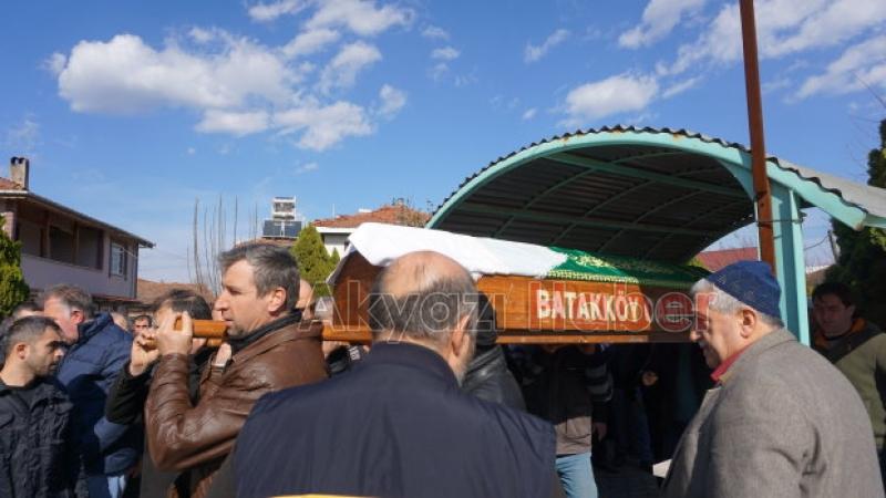 Kılıç Ailesinin Büyüğü Dualarla Defnedildi