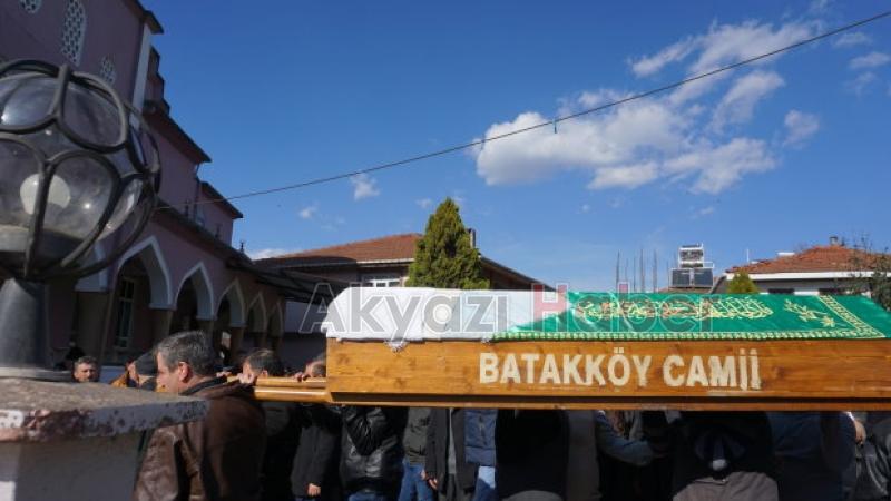 Kılıç Ailesinin Büyüğü Dualarla Defnedildi