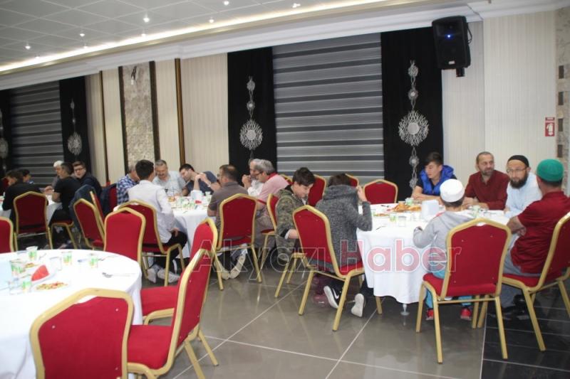 Kıraat Eğitim Merkezi Geleneksel İftar Yemeği Gerçekleşti