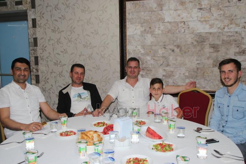 Kıraat Eğitim Merkezi Geleneksel İftar Yemeği Gerçekleşti