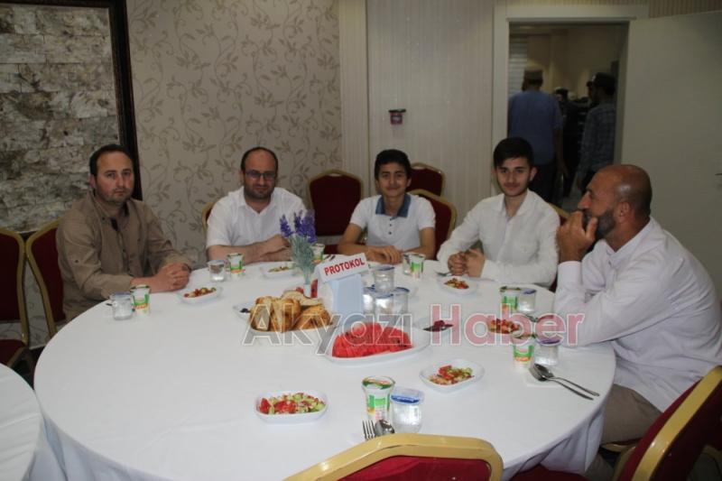 Kıraat Eğitim Merkezi Geleneksel İftar Yemeği Gerçekleşti