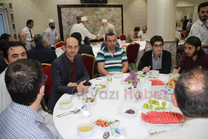 Kıraat Eğitim Merkezi Geleneksel İftar Yemeği Gerçekleşti
