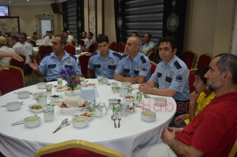 Kıraat Eğitim Merkezi İftar Programı Düzenledi