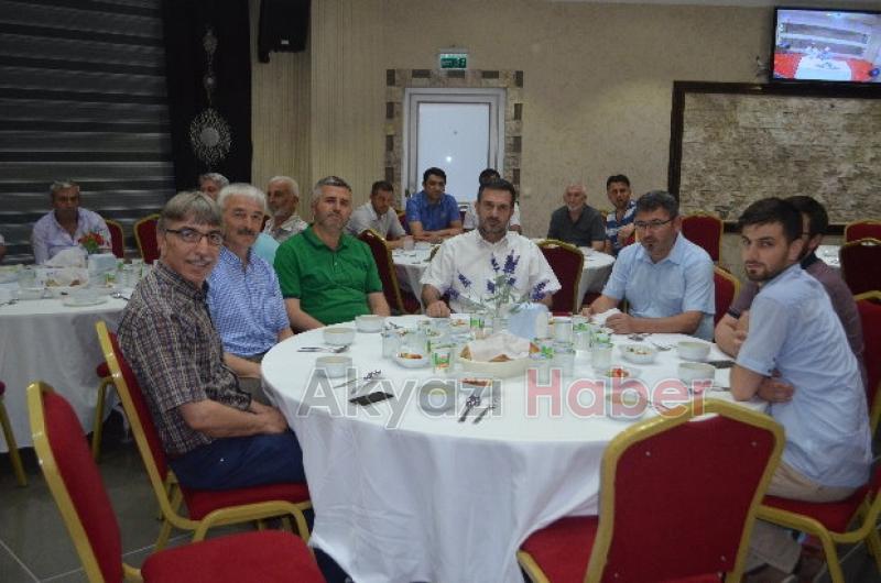 Kıraat Eğitim Merkezi İftar Programı Düzenledi