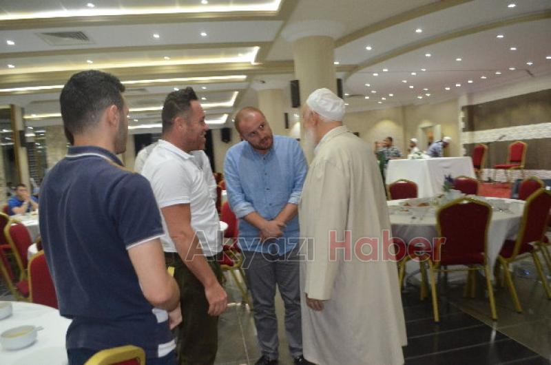 Kıraat Eğitim Merkezi İftar Programı Düzenledi