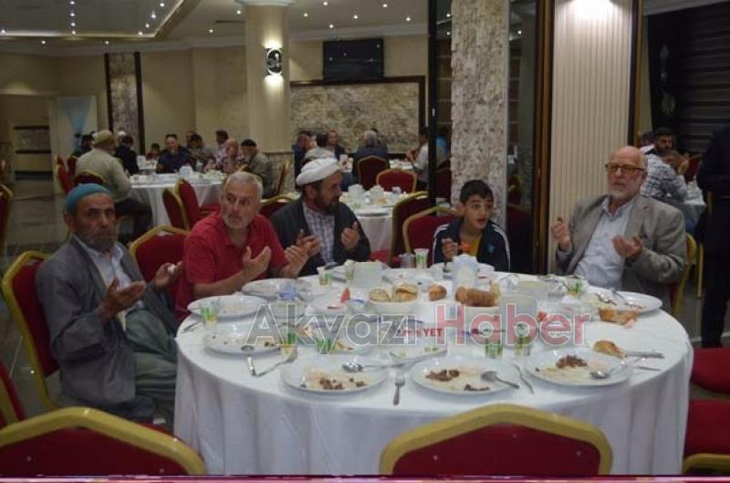 Kıraat Eğitim Merkezi İftar Yemeği Verdi