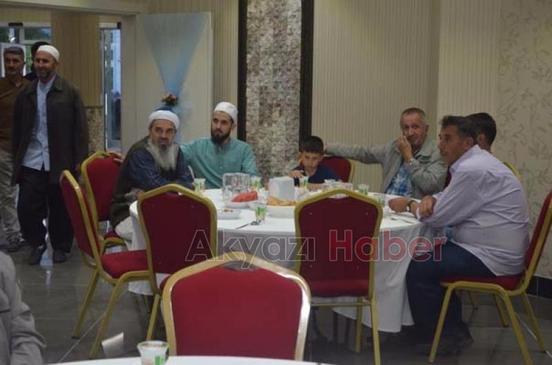 Kıraat Eğitim Merkezi İftar Yemeği Verdi