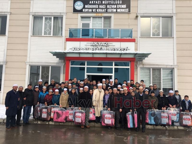 Kıraat Eğitim Merkezi Suriyeye Battaniye Yardımı