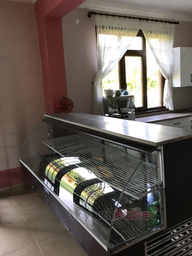 Kırmızı Değirmenden Huzur Dolu Serpme Kahvaltı