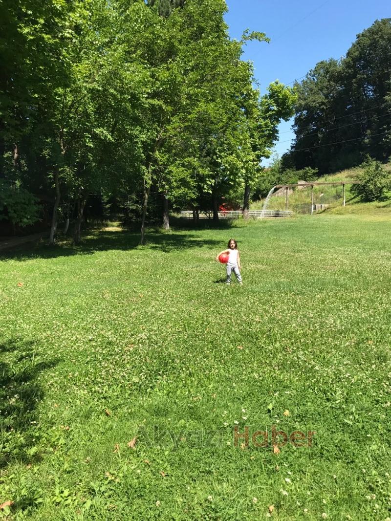 Kırmızı Değirmenden Huzur Dolu Serpme Kahvaltı