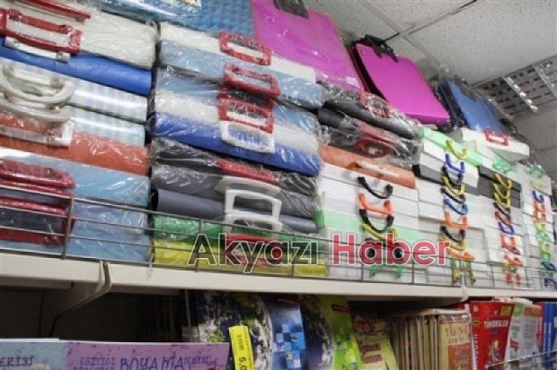 Kırtasiye Alışverişi Bu Yıl da Çarşı Pazarda