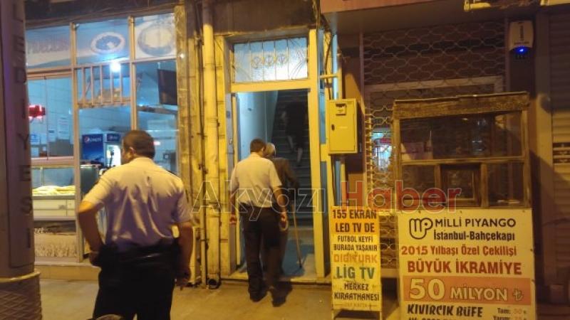 Kızının Yanında Kalan Yaşlı Adam Evden Atıldı