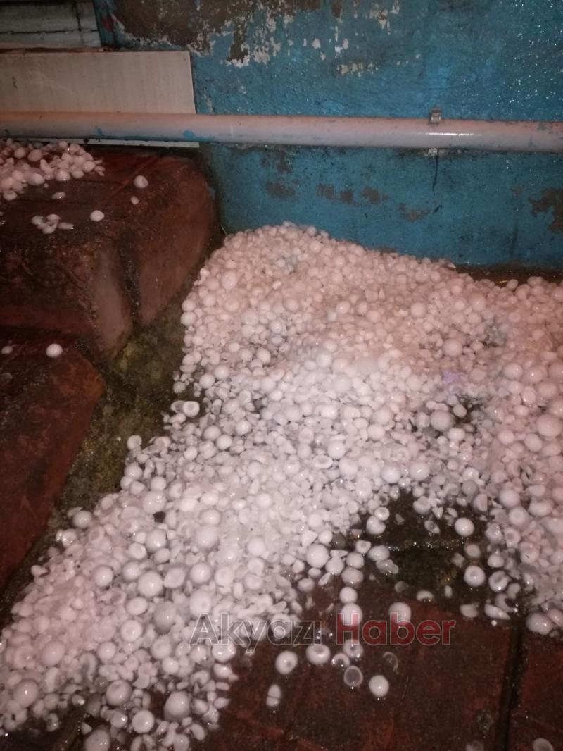 Kocaali'yi dolu vurdu, hasar büyük