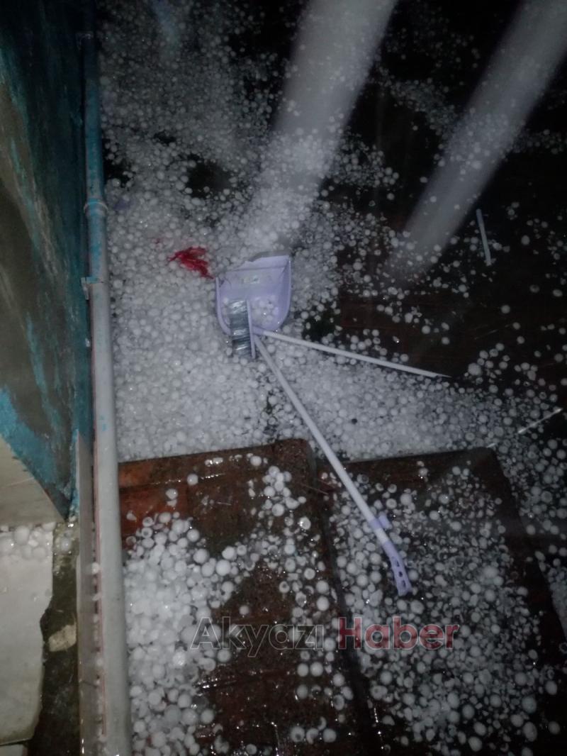 Kocaali'yi dolu vurdu, hasar büyük