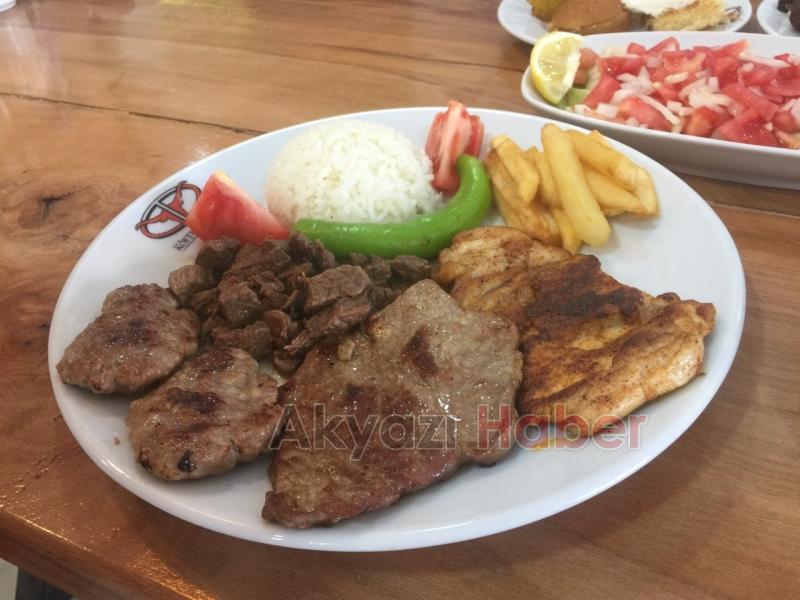 Köfteci Turgay Bayramda da Açık