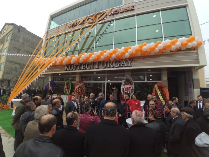  Köfteci Turgay Dualarla Açıldı