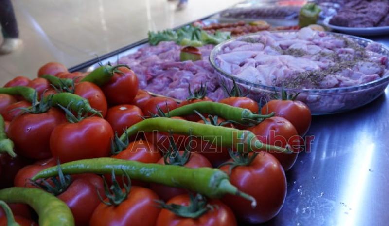 Köfteci Turgay Hizmetinizde