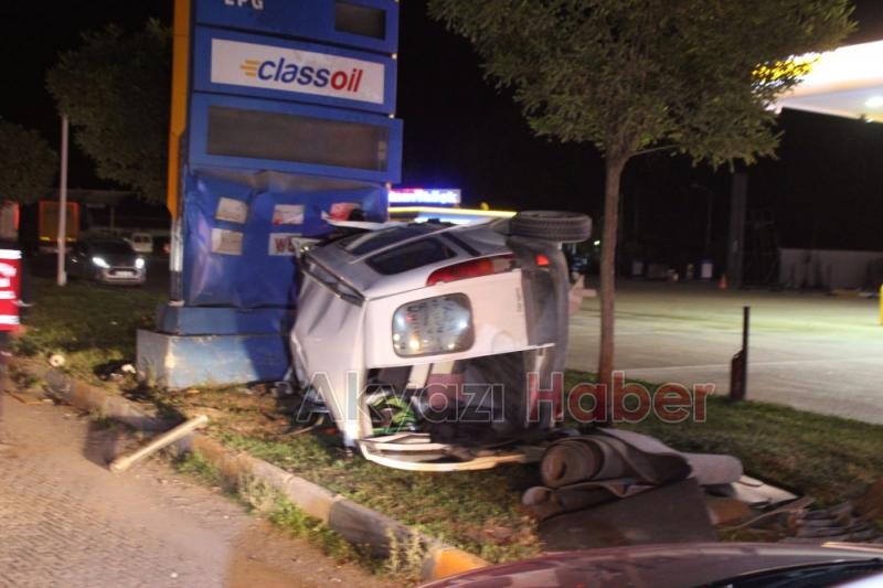 Kontrolden Çıkan Otomobil Petrole Daldı