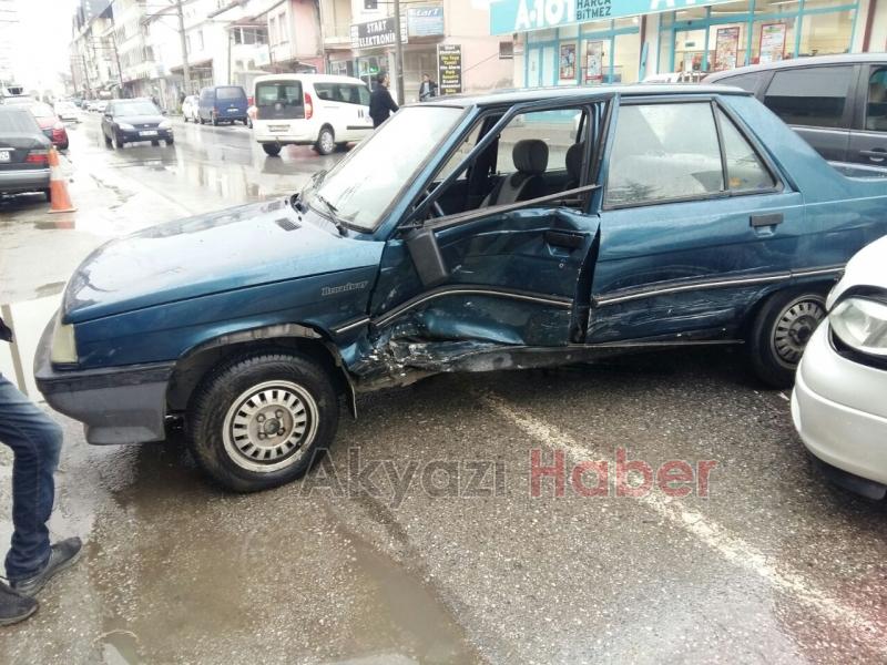 Kontrolsüz U Dönüşü Kazayı Beraberinde Getirdi