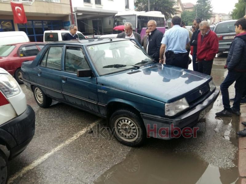 Kontrolsüz U Dönüşü Kazayı Beraberinde Getirdi