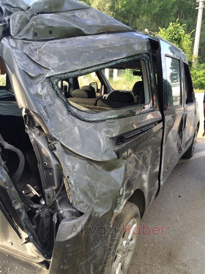 Kontrolü Kaybeden Sürücü Duvara Çarptı