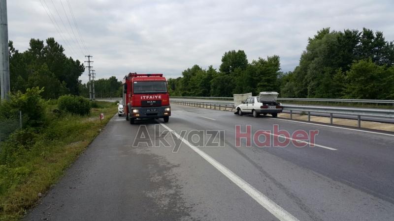 Kontrolünü Kaybeden Otomobil Bariyerlere Çarptı