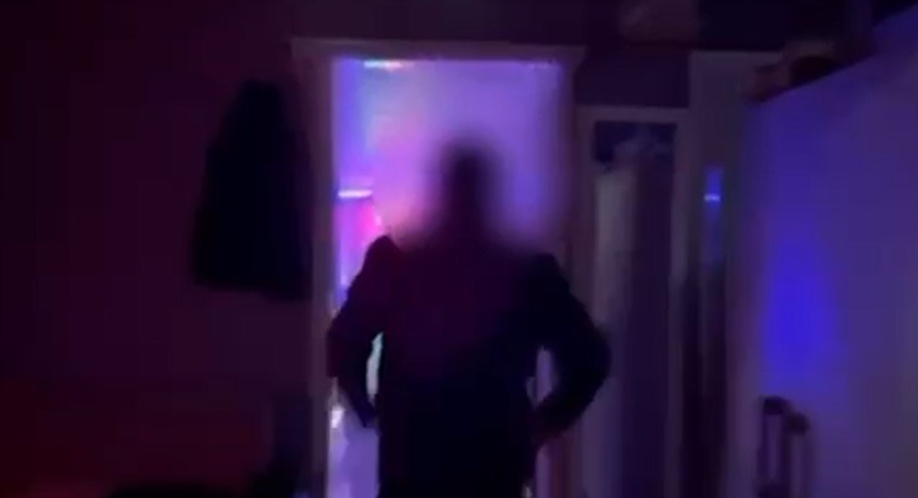 Konum atarak uyuşturucu satıyorlardı; Bu kez polis geldi!