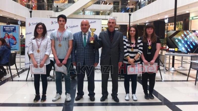 Konuralp Anadolu Lisesi’nden Gururlandıran Başarı