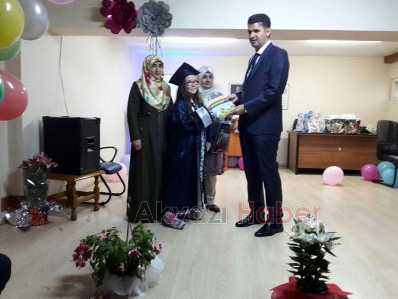 Konuralp İlkokulu nda Karne Töreni