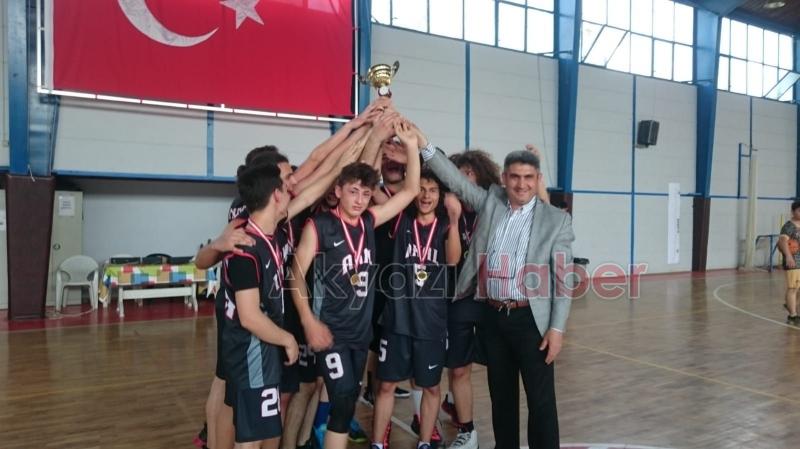 Konuralp Lisesinden Çifte Şampiyonluk