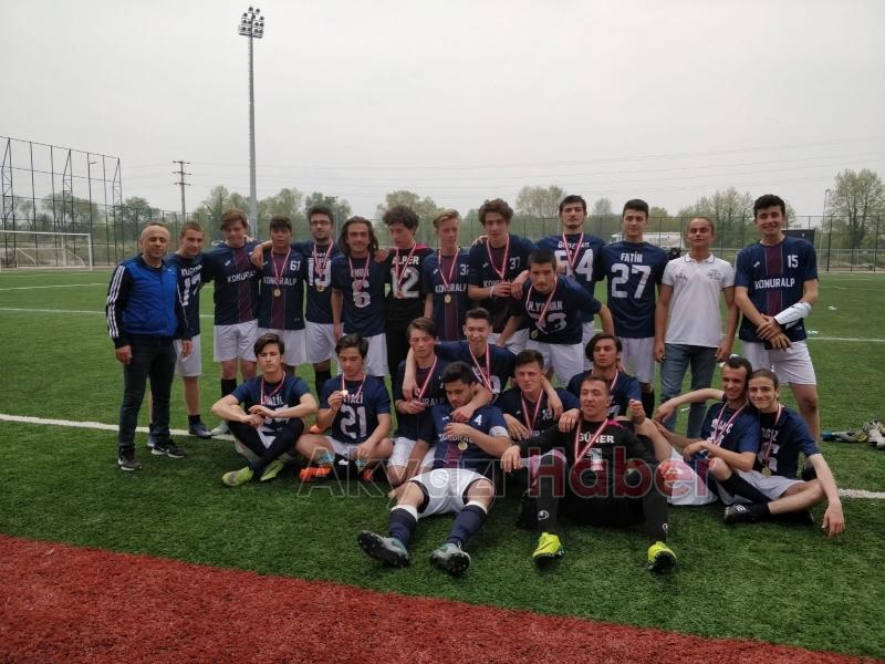 Konuralp Lisesinden Çifte Şampiyonluk