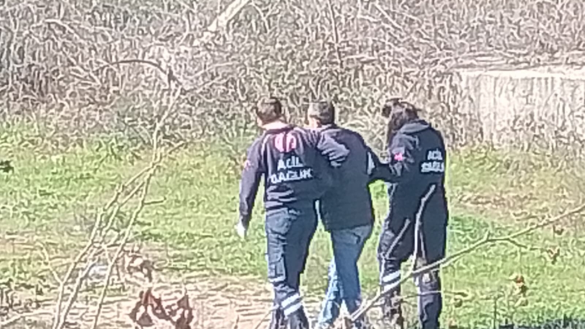 Köprü altında fenalaştı, ekipler yetişti