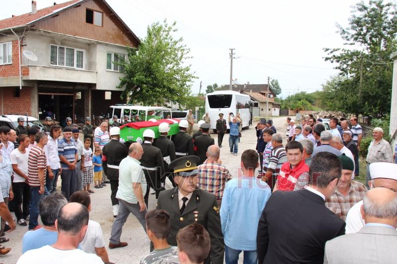 Kore Gazisi Kazım Ertaş Askeri Törenle Ebediyete Uğurlandı