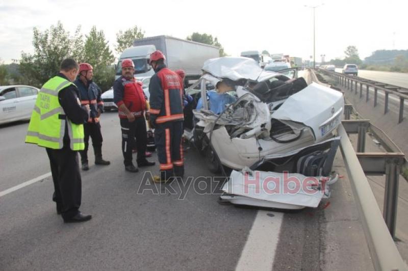 Korkunç kaza Akyazılı baba ile oğlunu ayırdı