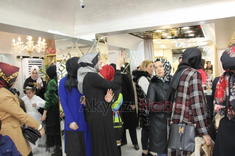 Kristal Zarina Sakarya Şubesi Görkemli Törenle Açıldı