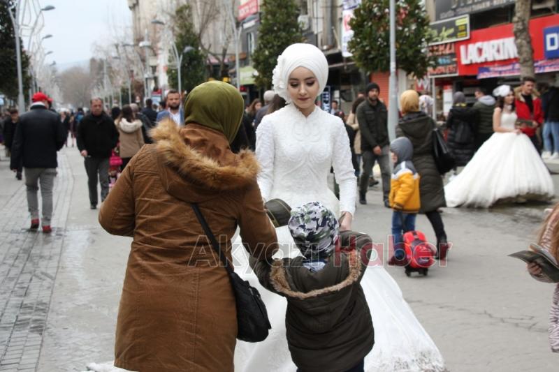 Kristal Zarina Sakarya Şubesi Görkemli Törenle Açıldı