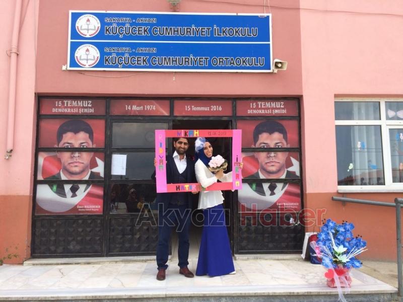 KÜÇÜCEK CUMHURİYET ORTAOKULUNDA NİKAH MERASİMİ