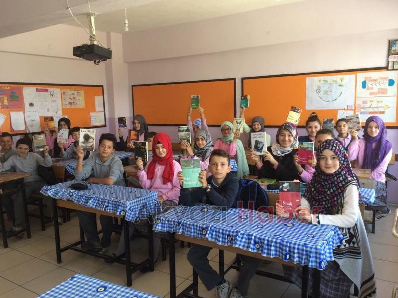 Küçücek Cumhuriyet Ortaokulundan Örnek Davranış