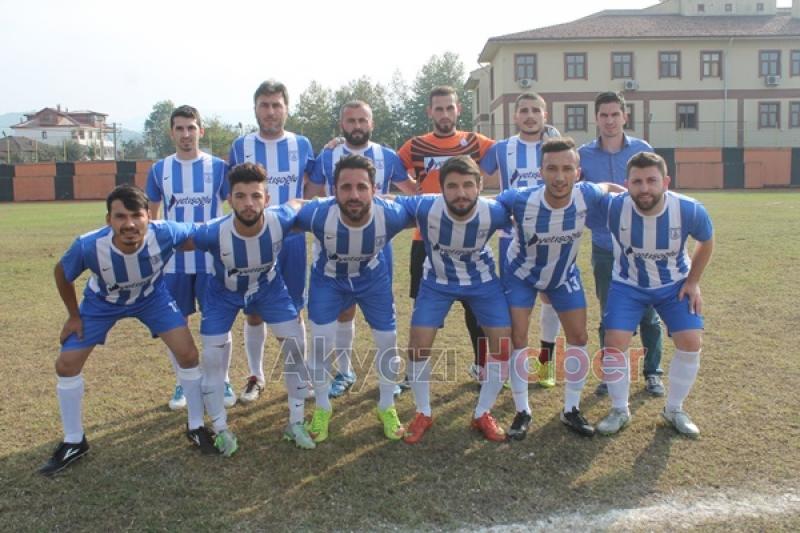 Küçücek Evinde Galip Geldi 