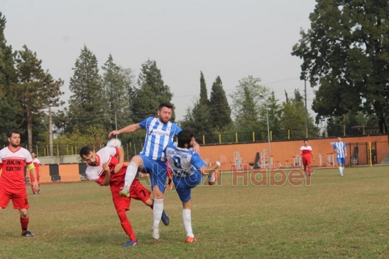 Küçücek Evinde Galip Geldi 