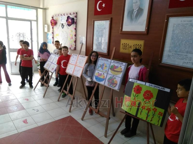  Küçücek İlkokulu'nda Resim Sergisi