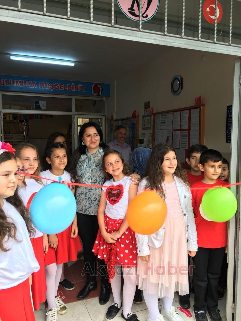  Küçücek İlkokulu'nda Resim Sergisi