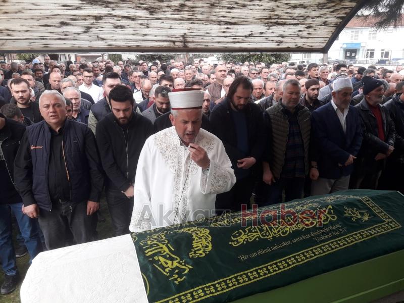 Küçücek İstiklal Mahalle Muhtarı Yusuf Şahin defnedildi