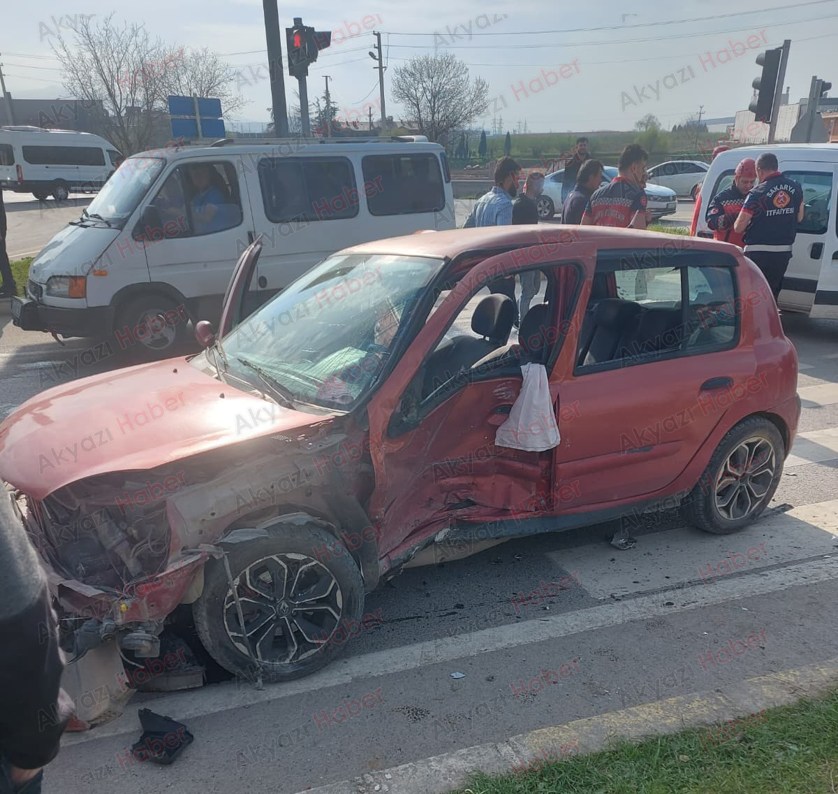 Küçücek Kavşağı’nda feci kaza 4 yaralı