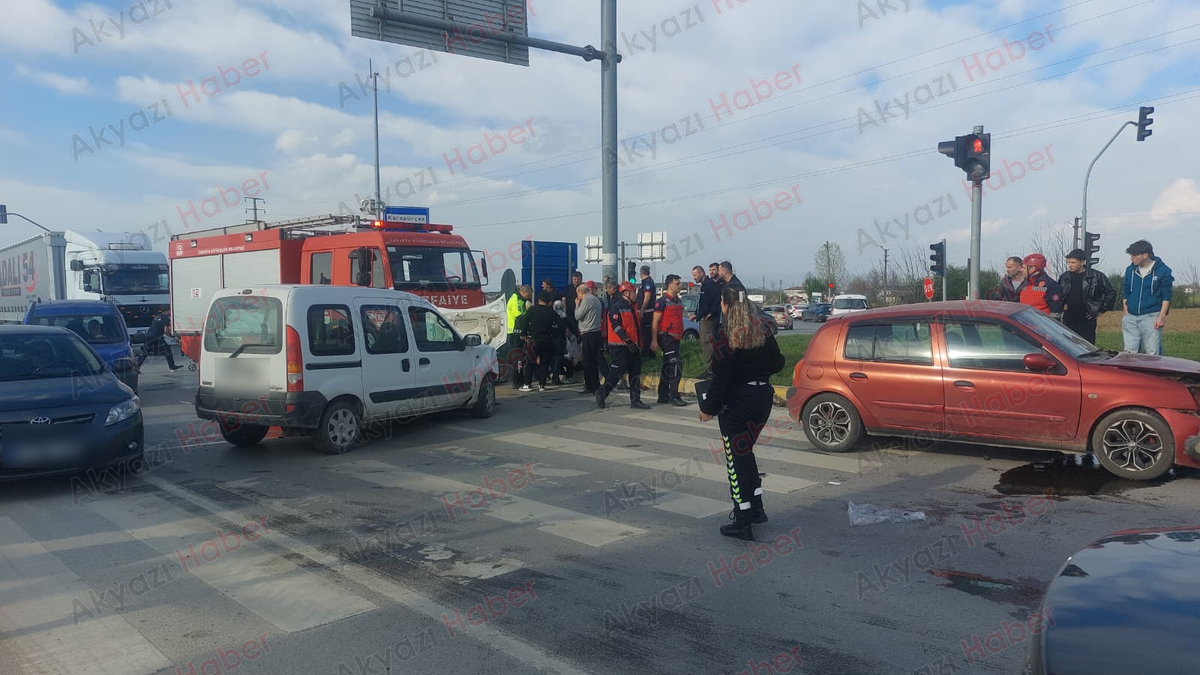 Küçücek Kavşağı’nda feci kaza 4 yaralı